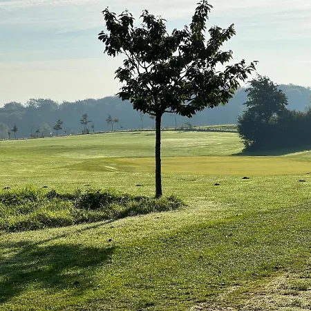 Am Apfelbaum - Romantische Remise Direkt Am Golfplatz Und Der Schlei Borgwedel